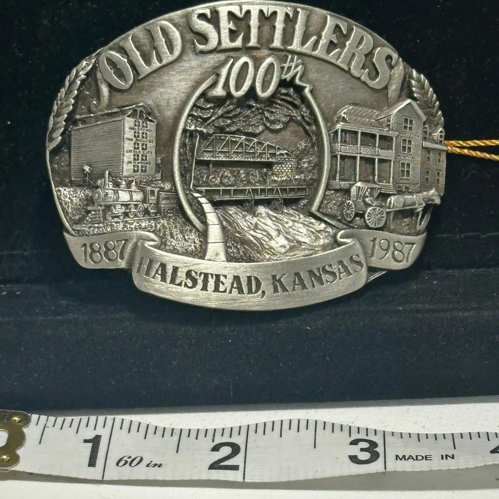 Vintage 1987 Halstead KS Old Settlers Centennial Limited Edition Buckle 77/2000